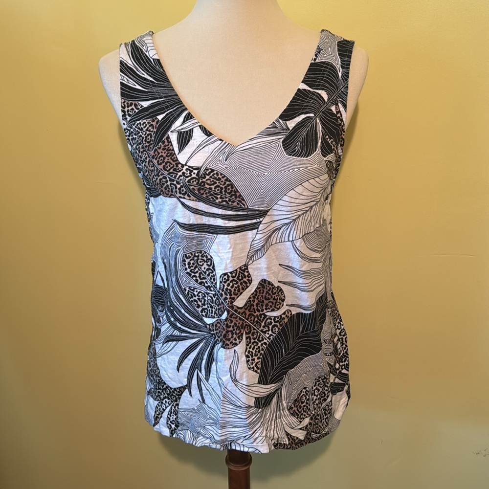 2 Chico’s Tank Tops Size 1